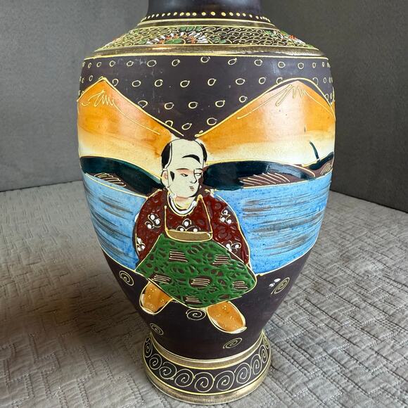 Set Pair of 2 Satsuma Vases Urns Japan Gilted Gold Tone Hand Painted Matching - Picture 6 of 11